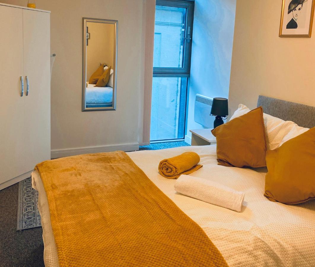 Stylish Two Bed In The Heart Of The City เบอร์มิงแฮม ภายนอก รูปภาพ